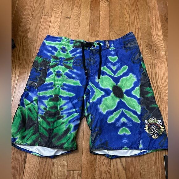 Y2K Volcom Retro Swim Trunks - Picture 1 of 3